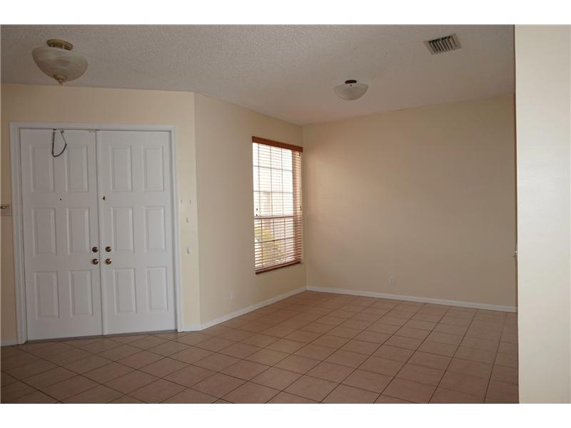 SILVER LAKES PHASE III RE - Residential Lease