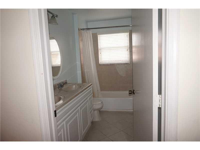 SILVER LAKES PHASE III RE - Residential Lease