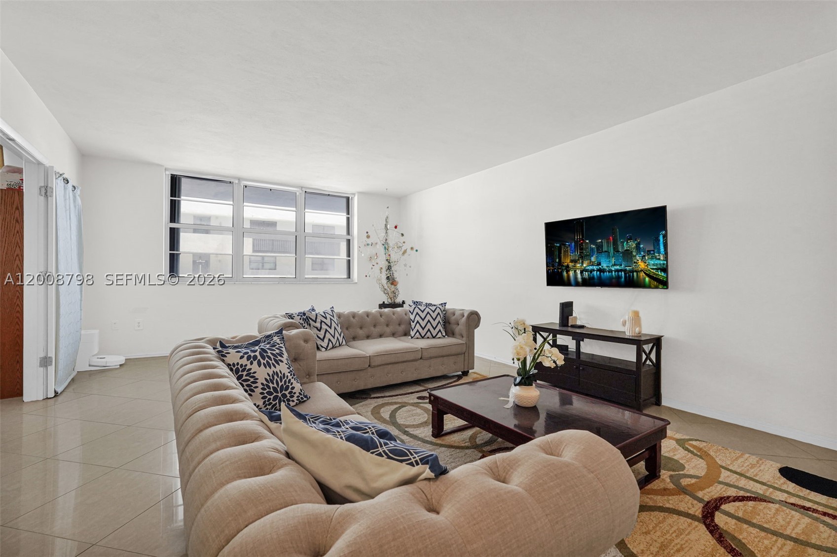 CORINTHIAN CONDO - Residential