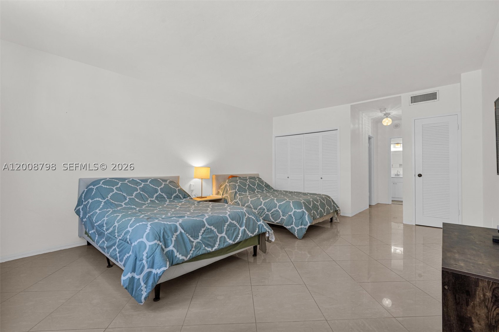 CORINTHIAN CONDO - Residential