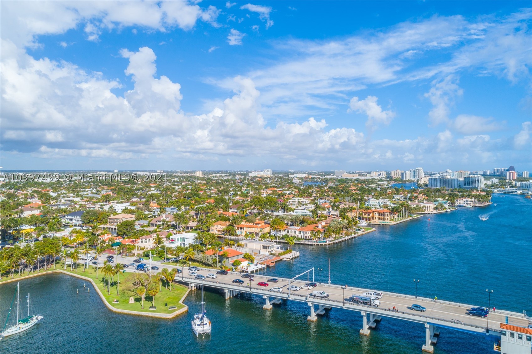 LAUDERDALE SHORES CORR PL - Residential