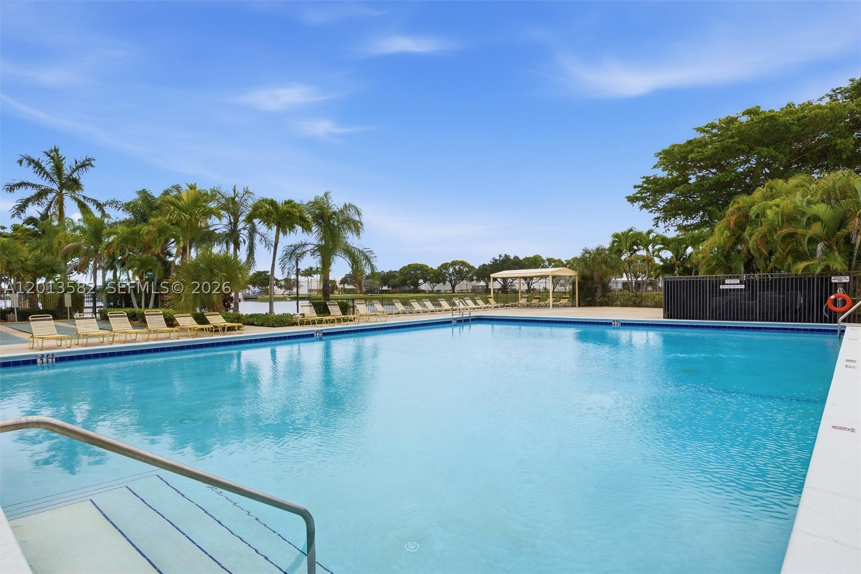 VIEWPOINTE CONDO - Residential