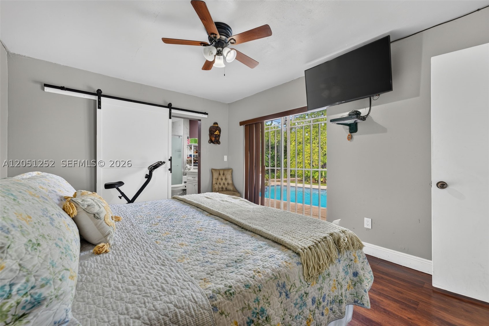 SOUTH MIAMI LAKES - Residential