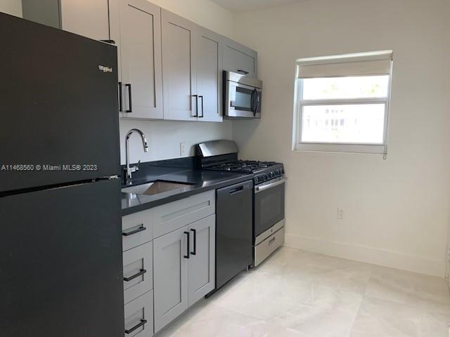 ISLAND POINT SOUTH CONDO - Residential Lease