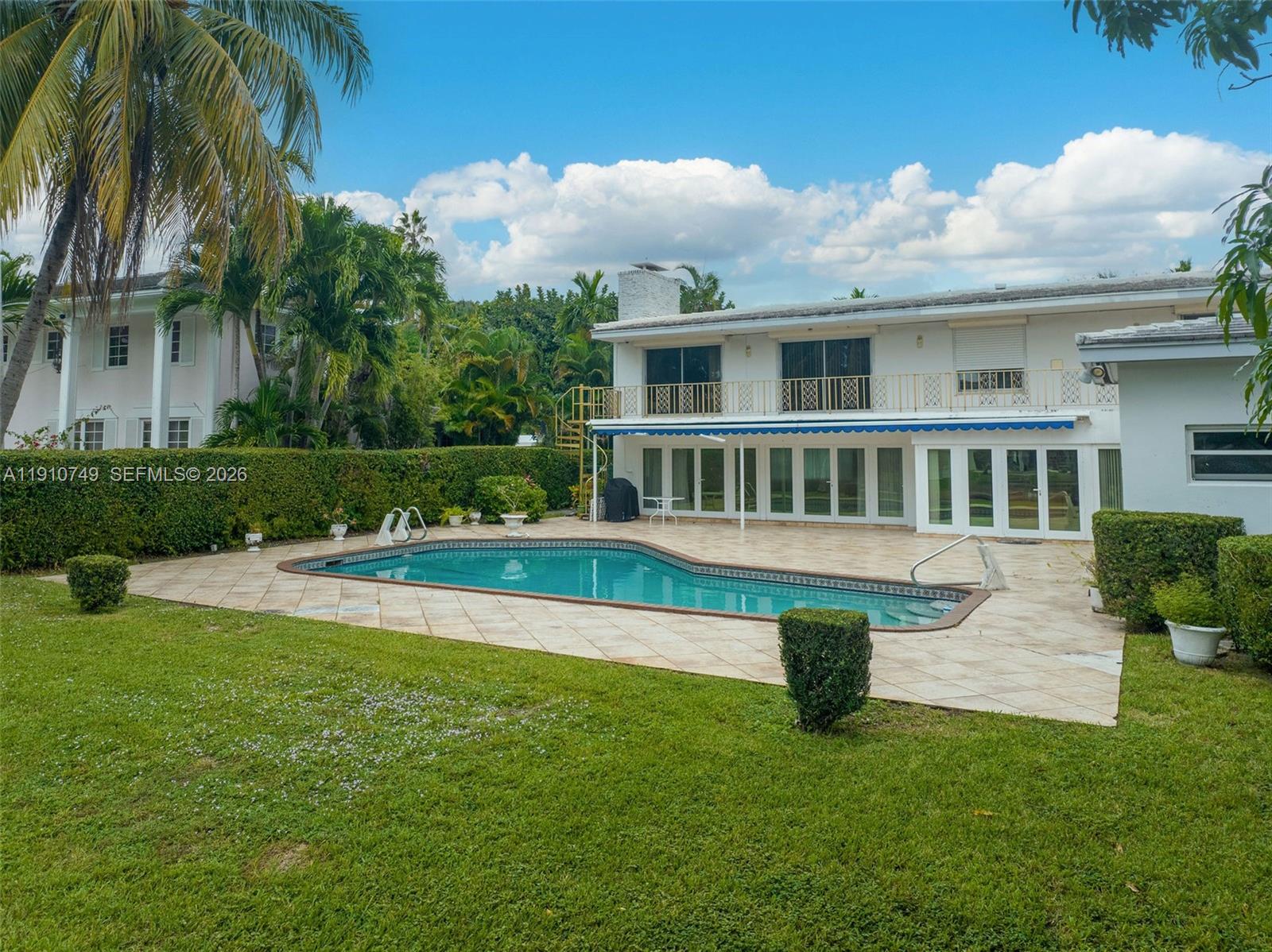 BAY POINT - Residential