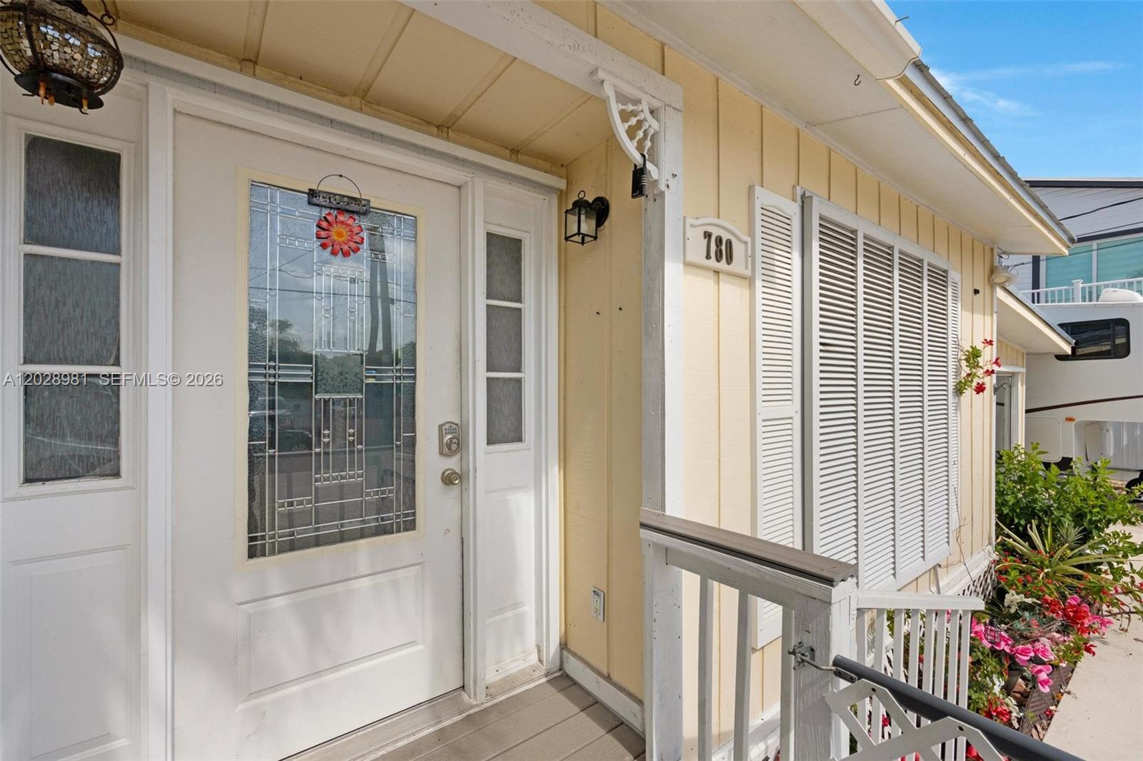 BUTTONWOODS ACRES - Residential