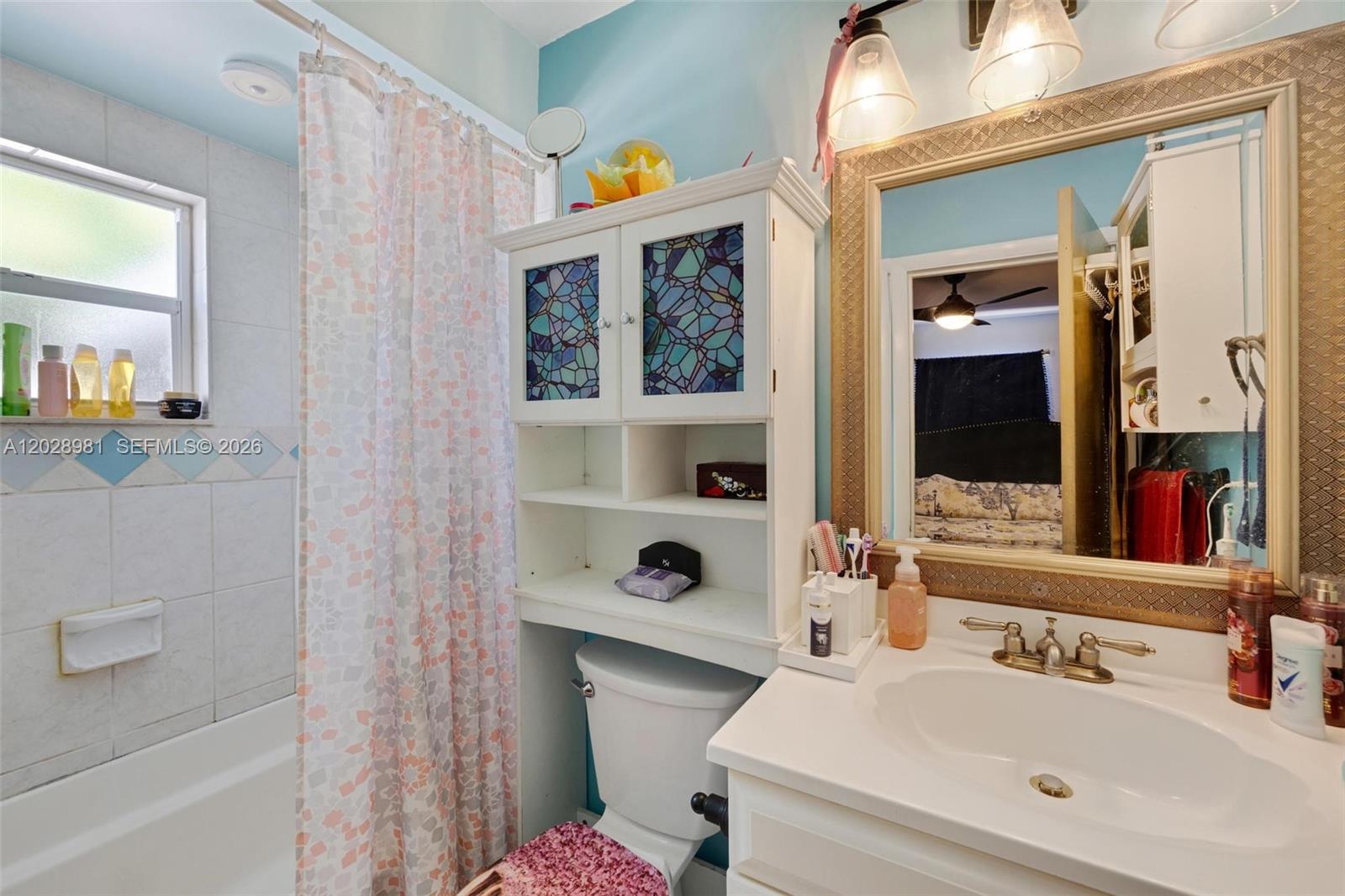 BUTTONWOODS ACRES - Residential