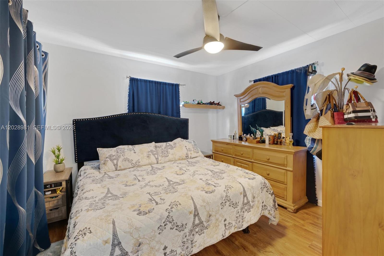 BUTTONWOODS ACRES - Residential