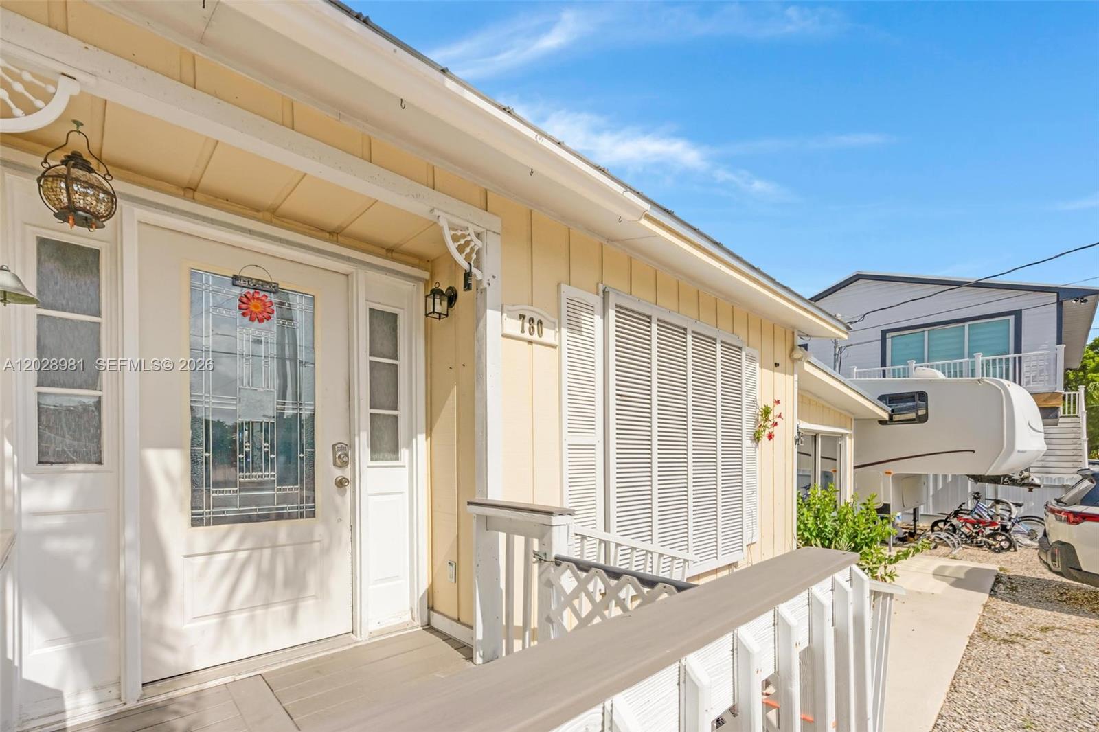 BUTTONWOODS ACRES - Residential