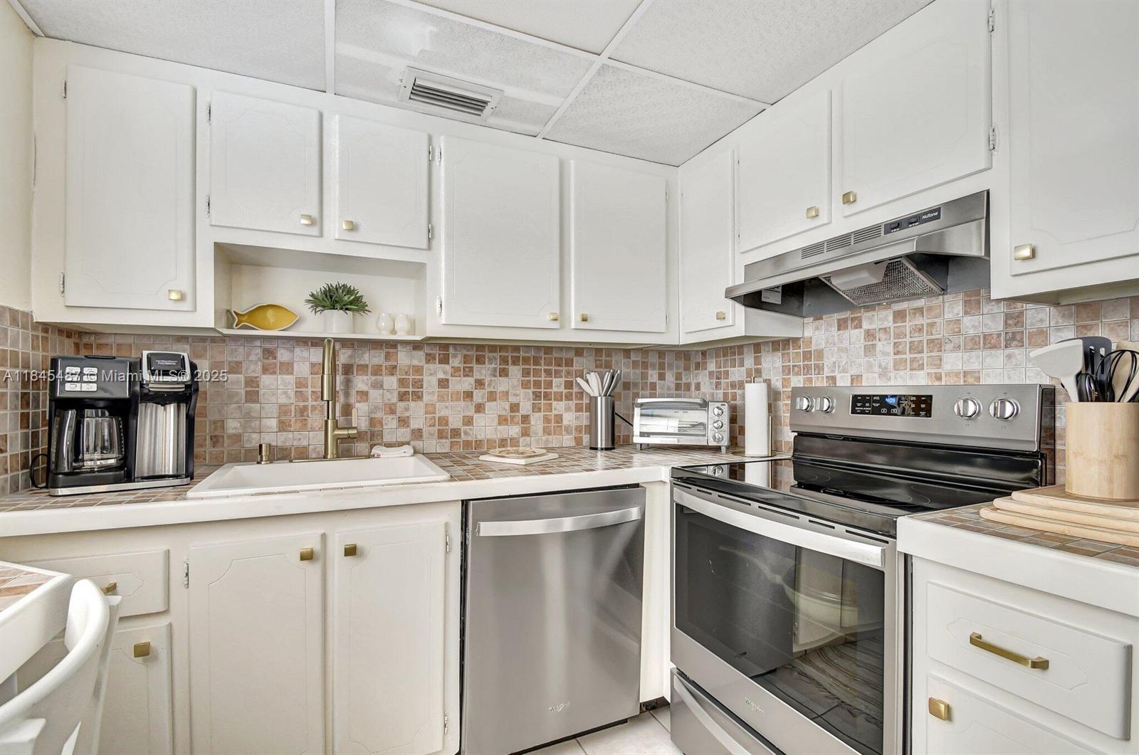 KINGS POINT MONACO CONDOS - Residential