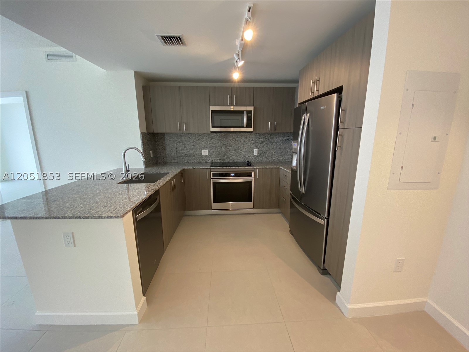 5350 PARK CONDO - Residential