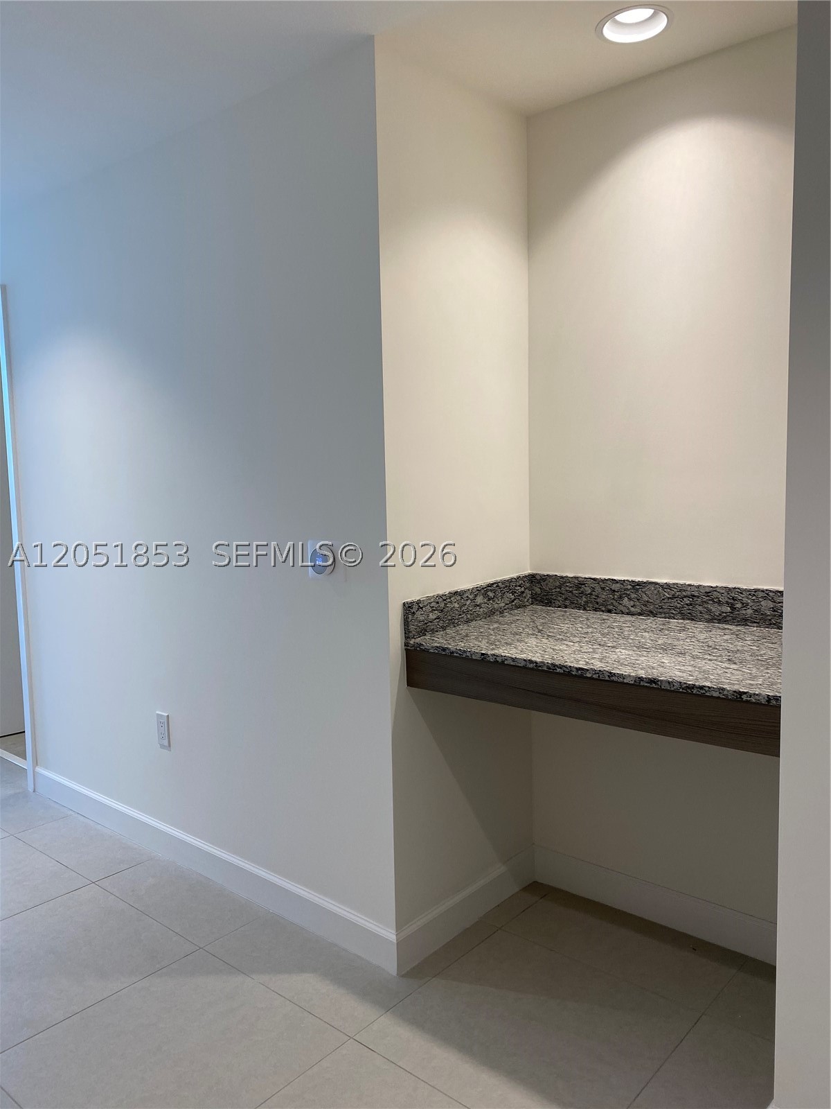5350 PARK CONDO - Residential