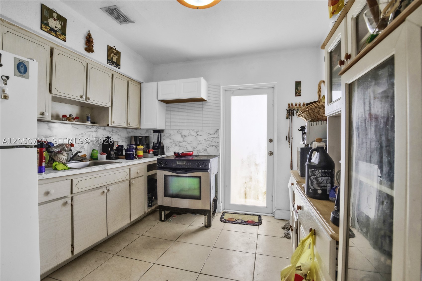 RIVERSIDE FARMS - Residential Income