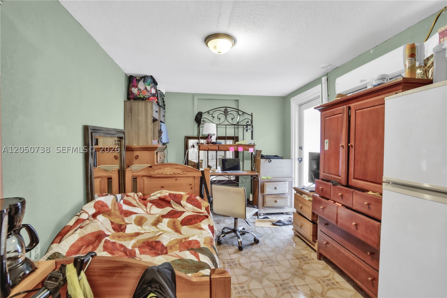 RIVERSIDE FARMS - Residential Income