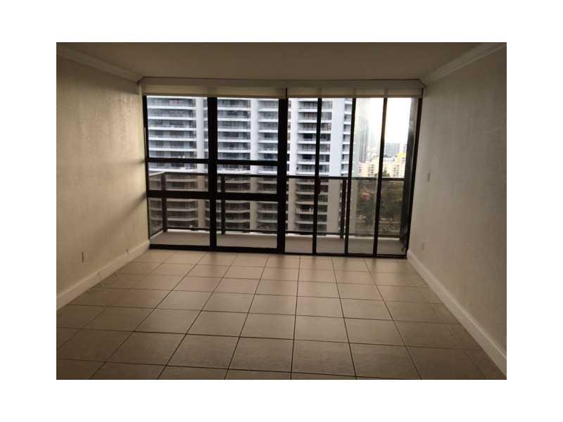 CHARTER CLUB CONDO - Residential Lease