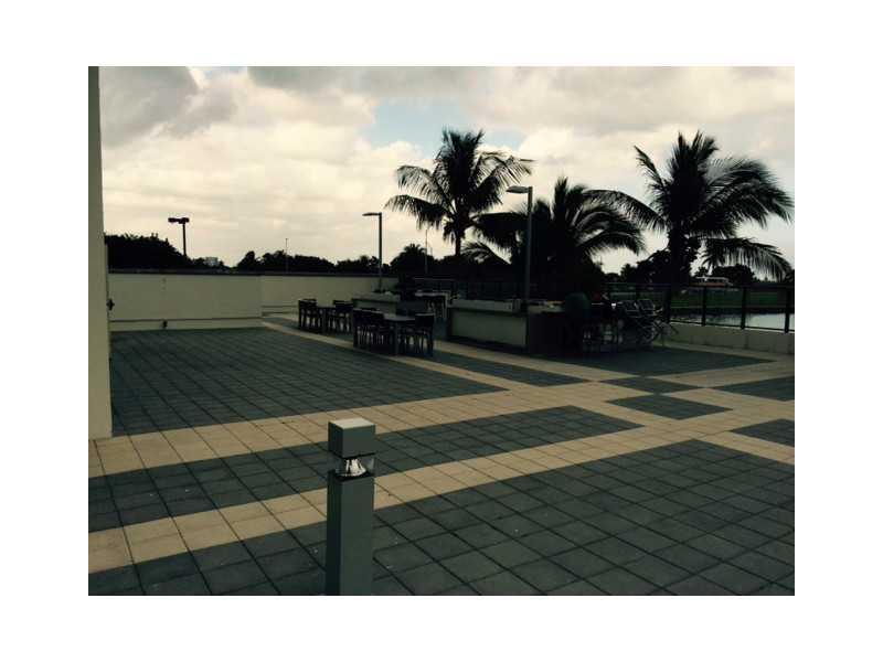 CHARTER CLUB CONDO - Residential Lease
