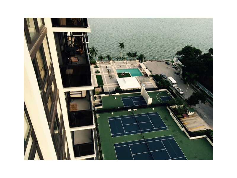 CHARTER CLUB CONDO - Residential Lease
