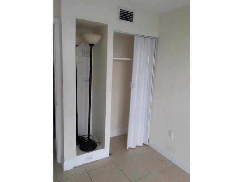 CHARTER CLUB CONDO - Residential Lease