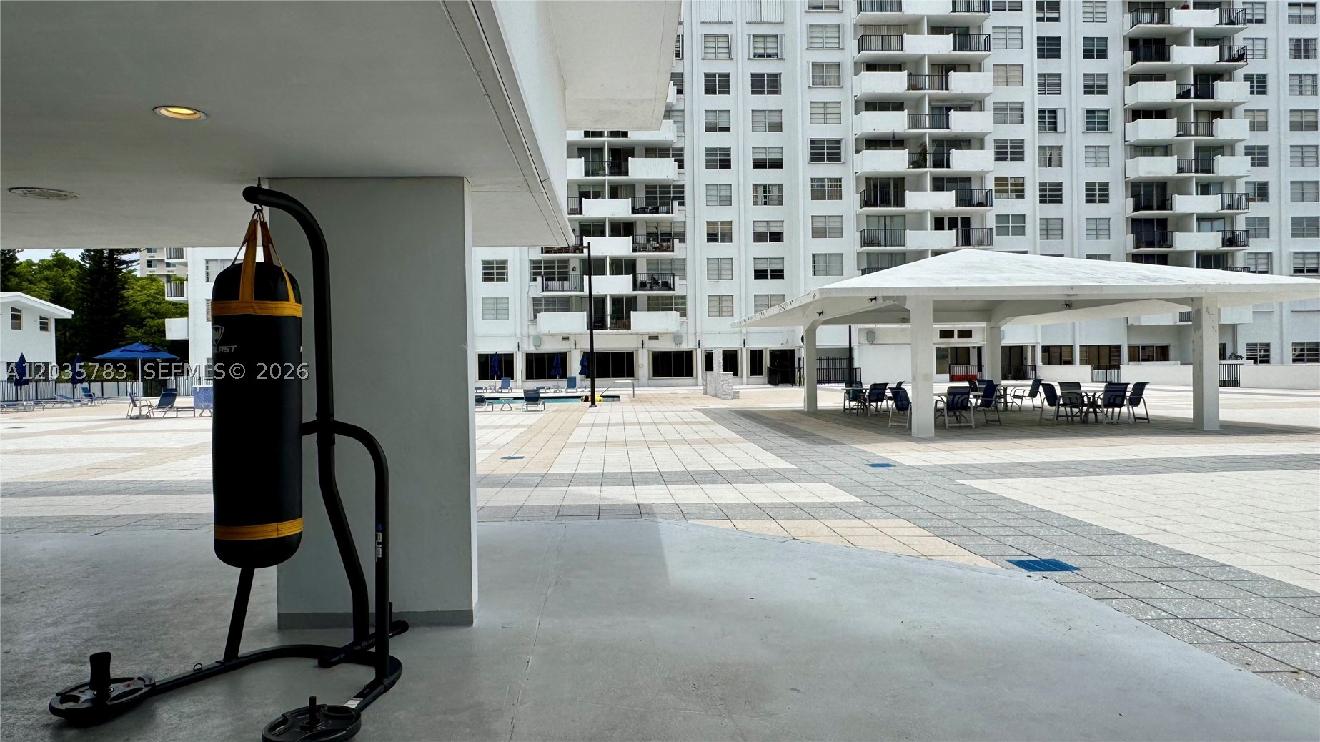 COMMODORE PLAZA CONDO - Residential