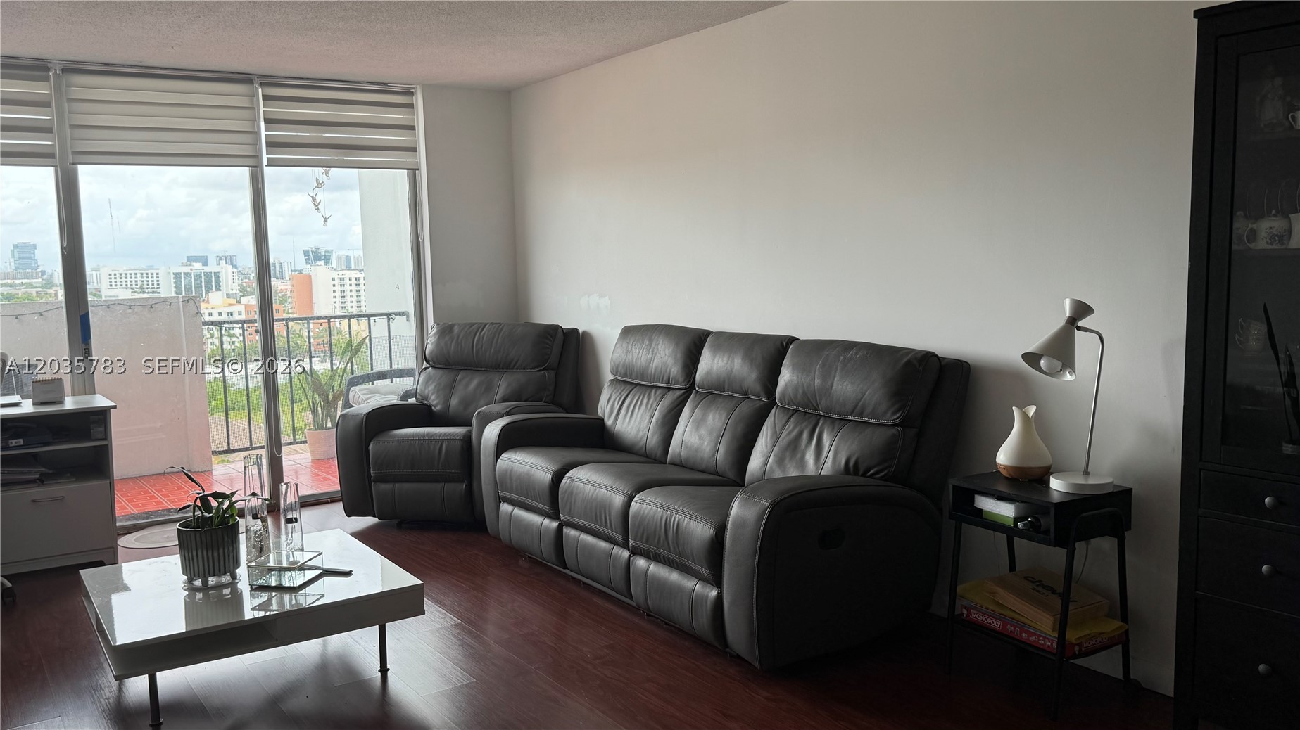 COMMODORE PLAZA CONDO - Residential
