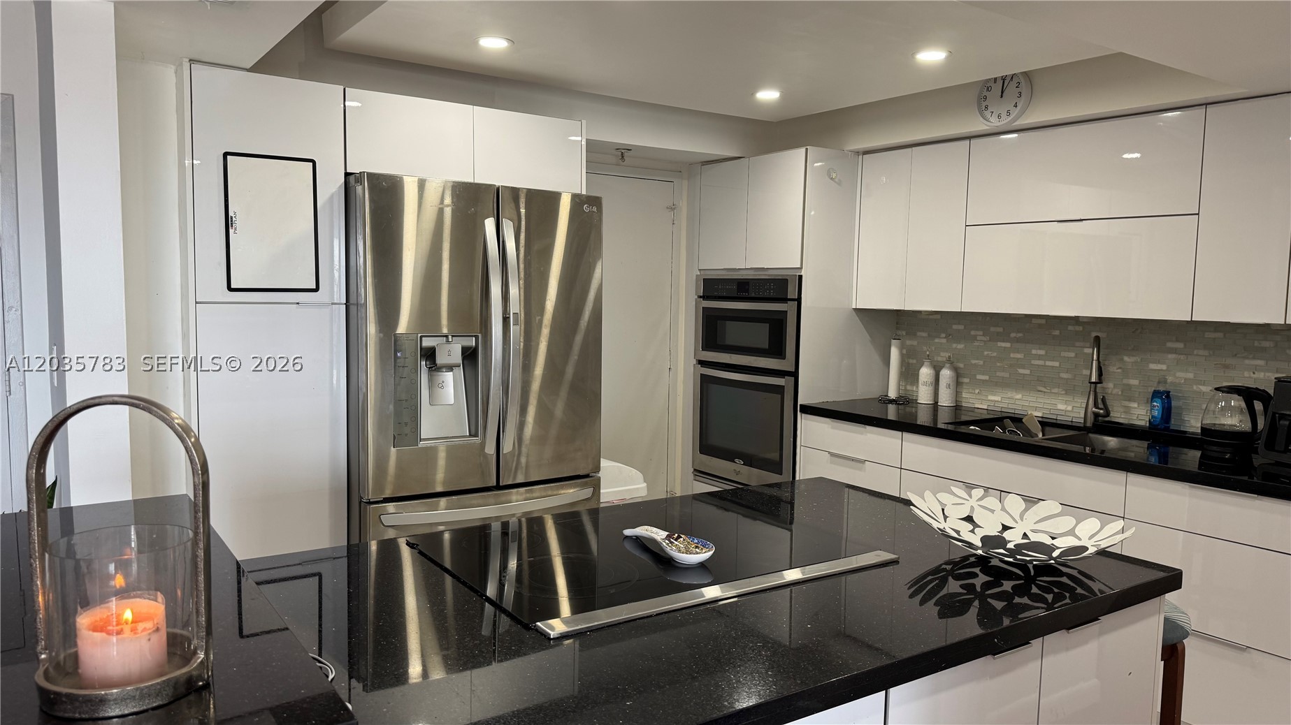COMMODORE PLAZA CONDO - Residential
