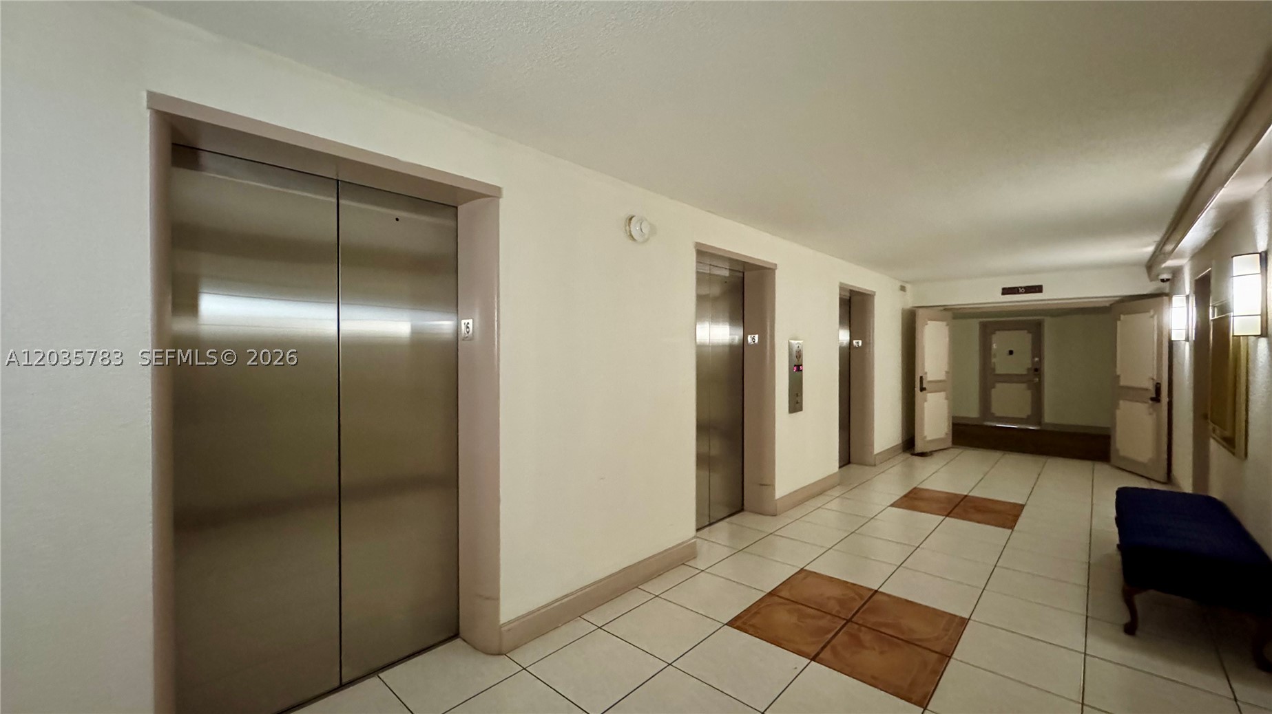 COMMODORE PLAZA CONDO - Residential