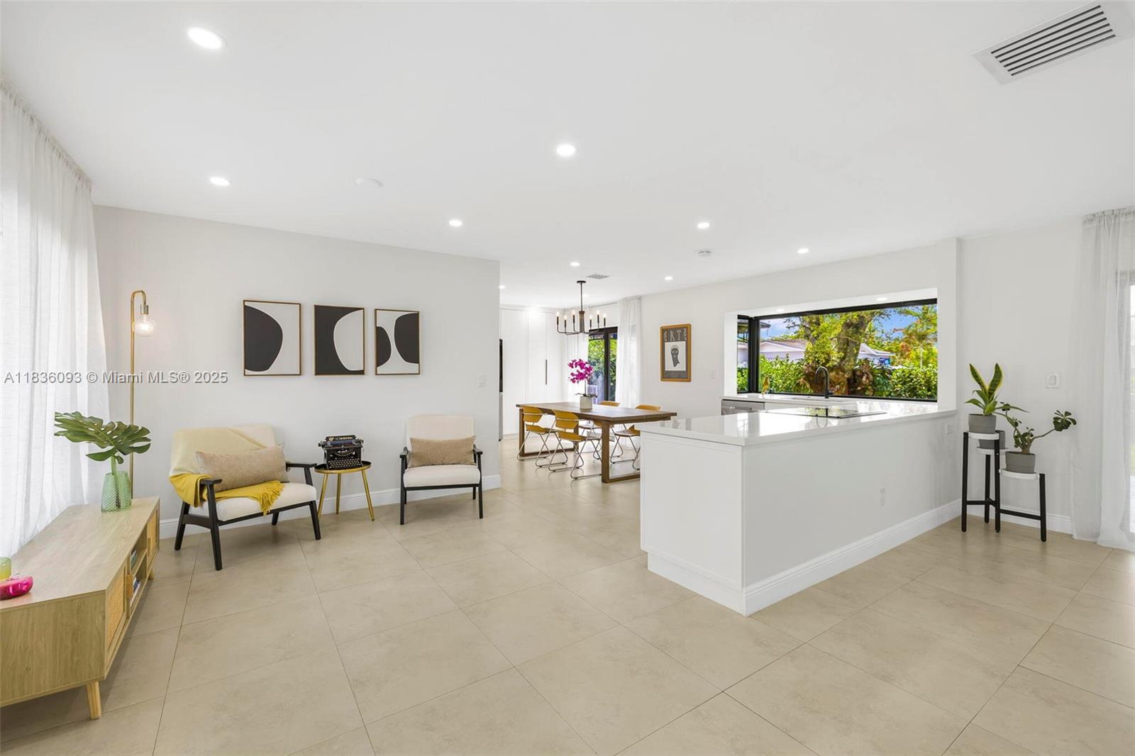 SOUTHERN ESTS 7TH ADDN SE - Residential