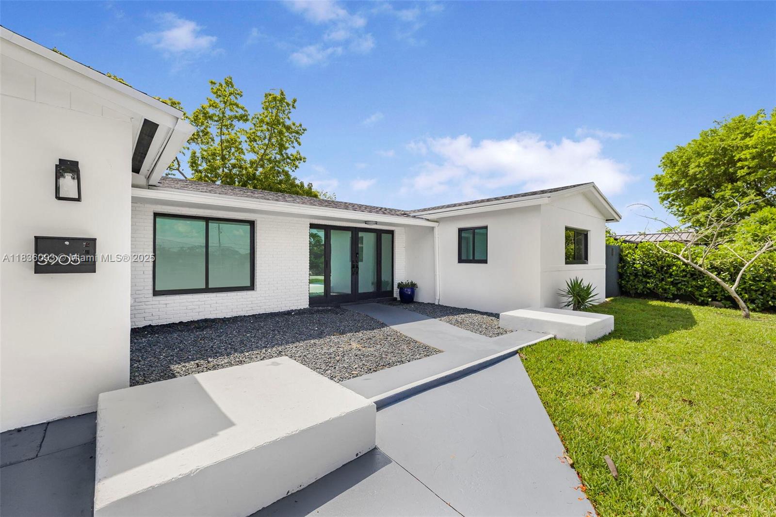 SOUTHERN ESTS 7TH ADDN SE - Residential