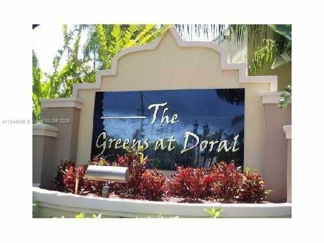 GREAT AND SPACIOUS UNIT IN THE VERY DESIRABLE GREENS AT DORAL. UNIT HAS BEEN PAINTED AND HAS  WOOD FLOORS IN THE BEDROOM AND TILE IN COMMON AREAS.