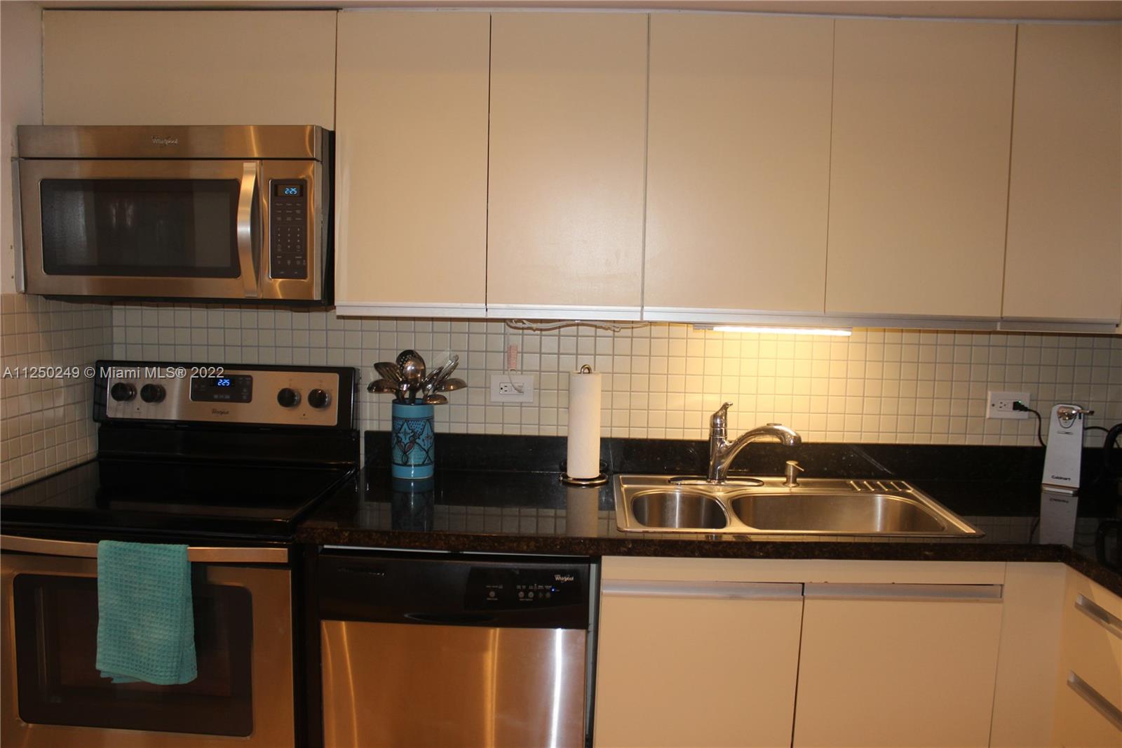 SUMMIT CONDO - Residential Lease