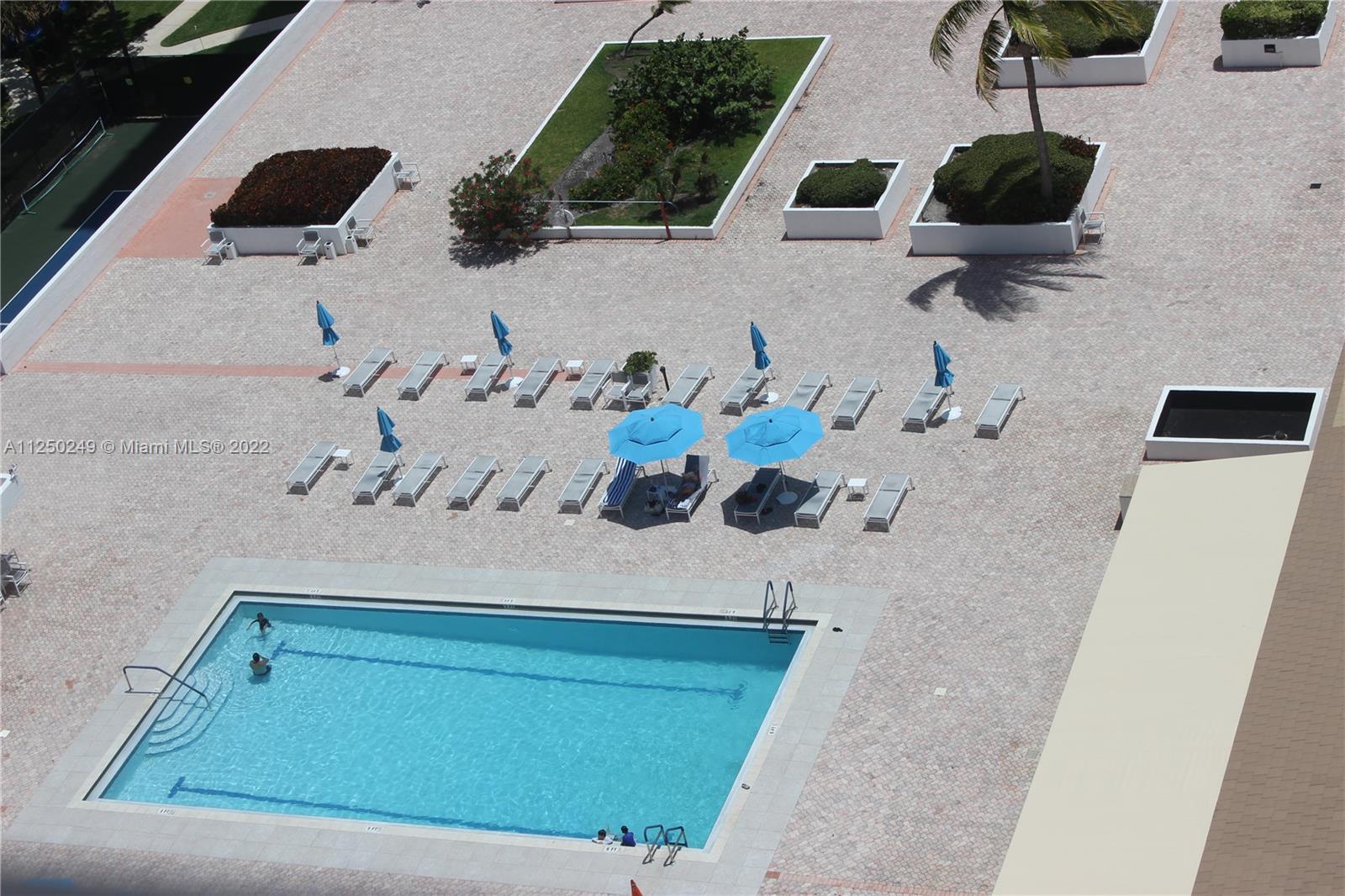 SUMMIT CONDO - Residential Lease