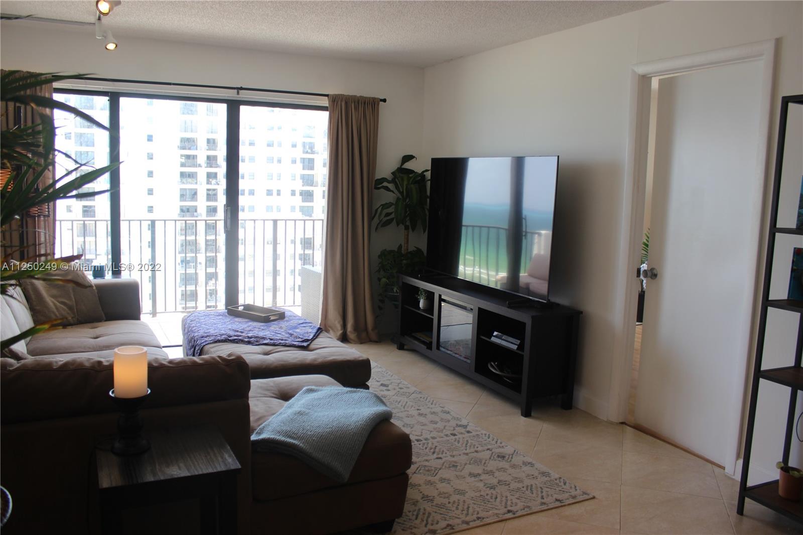 SUMMIT CONDO - Residential Lease
