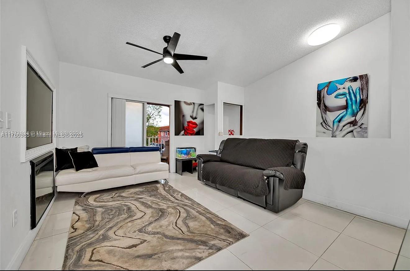 CONQUISTADOR VILLAS CONDO - Residential Lease
