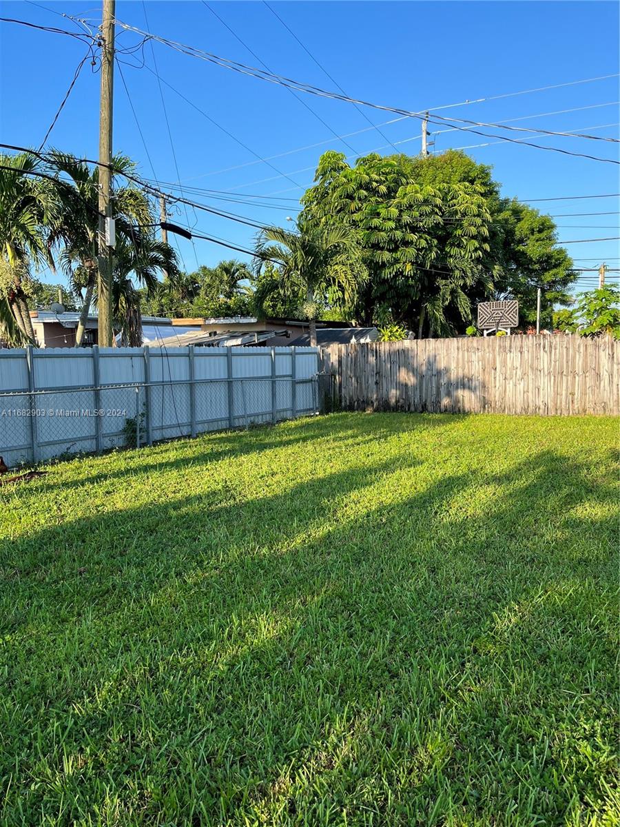 HIALEAH 17TH ADDN REV & A - Residential Lease
