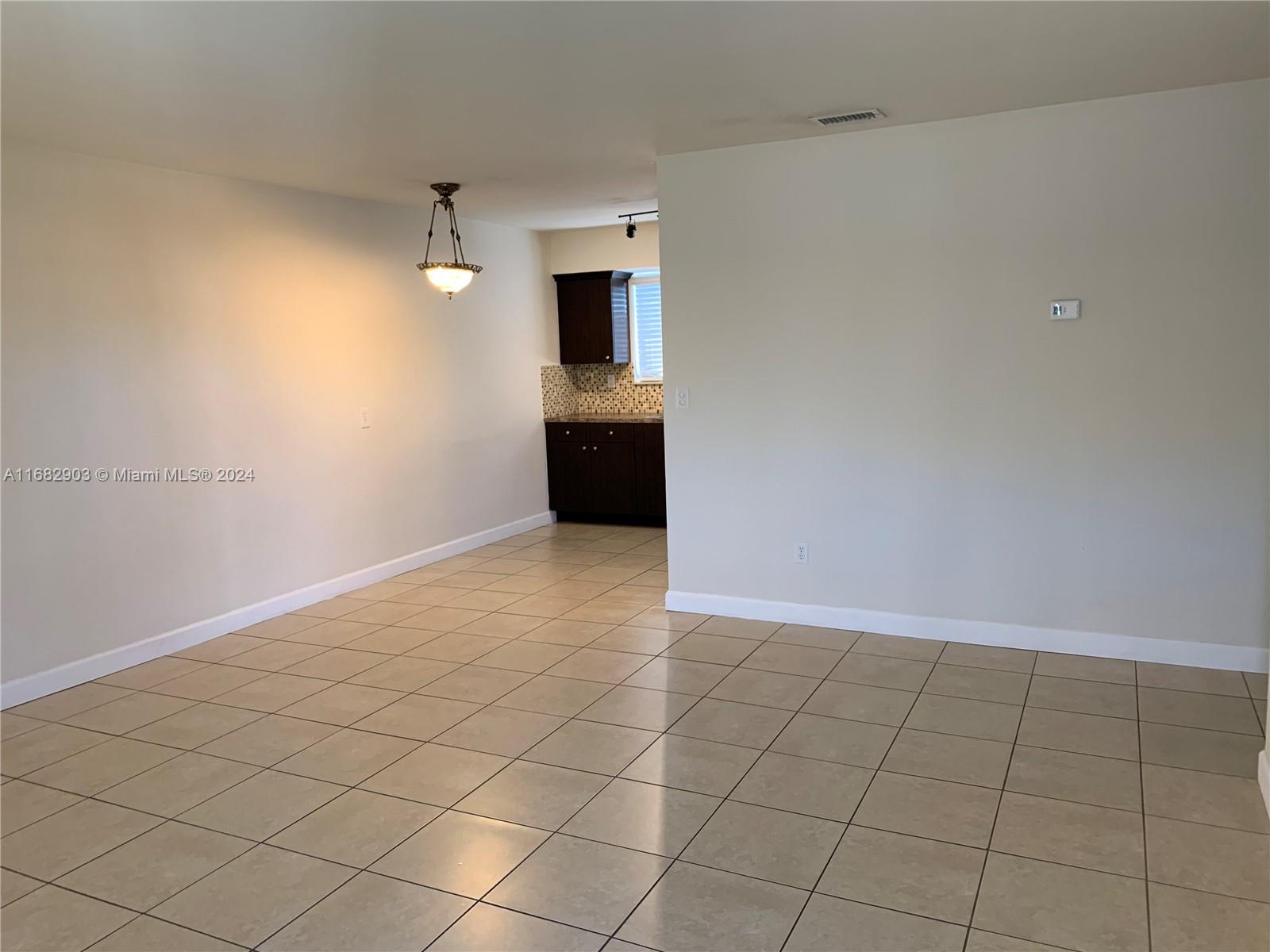HIALEAH 17TH ADDN REV & A - Residential Lease