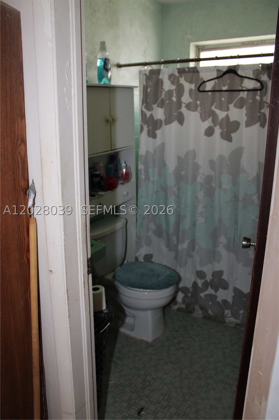 RIVERSIDE FARMS - Residential Income