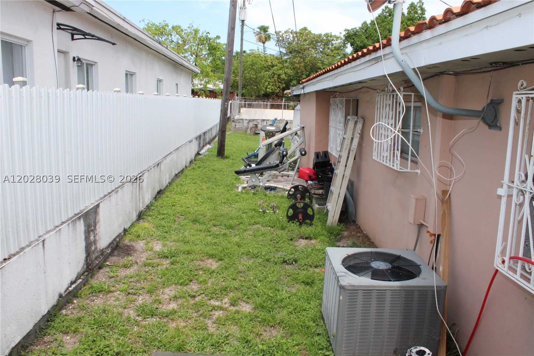 RIVERSIDE FARMS - Residential Income