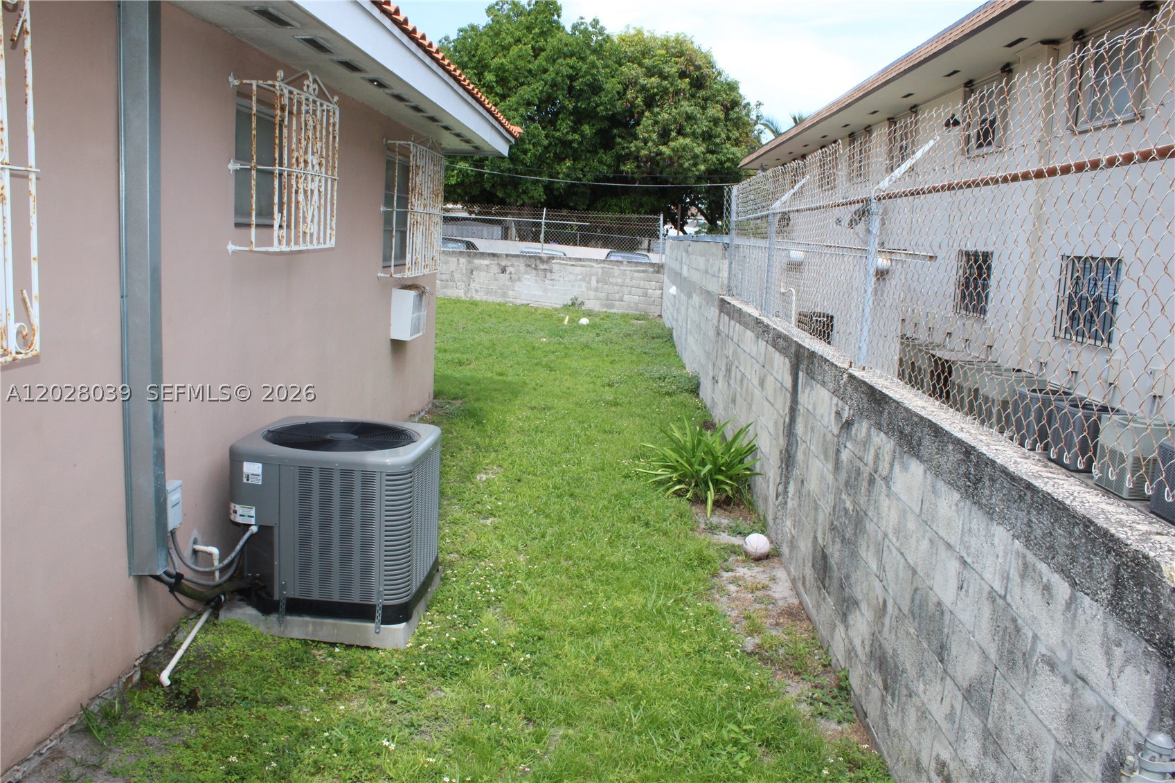 RIVERSIDE FARMS - Residential Income