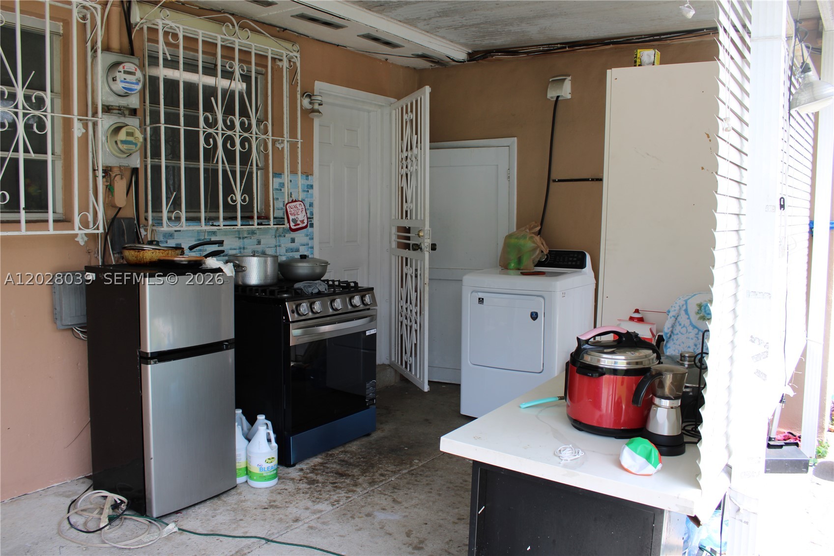 RIVERSIDE FARMS - Residential Income