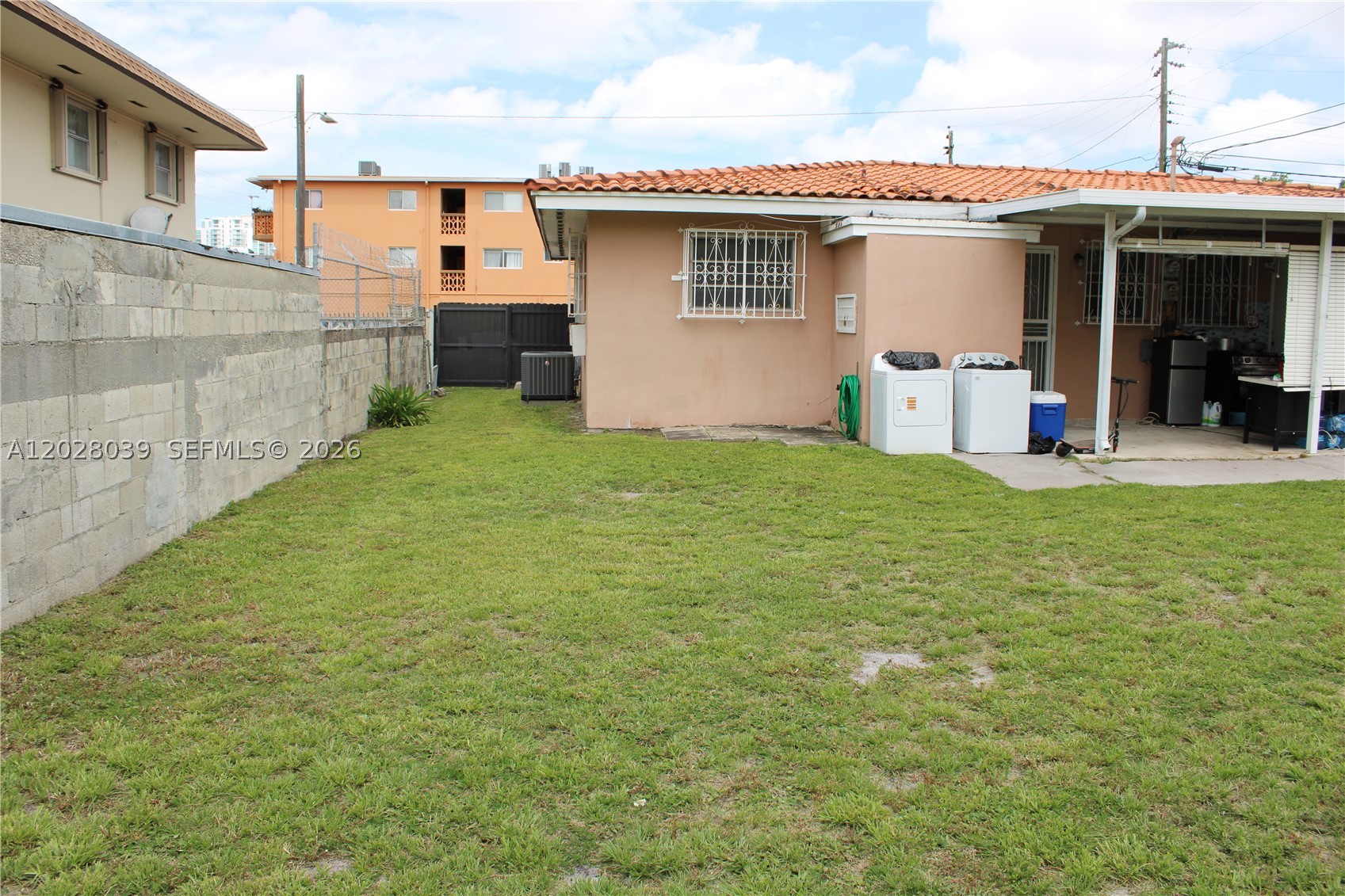RIVERSIDE FARMS - Residential Income