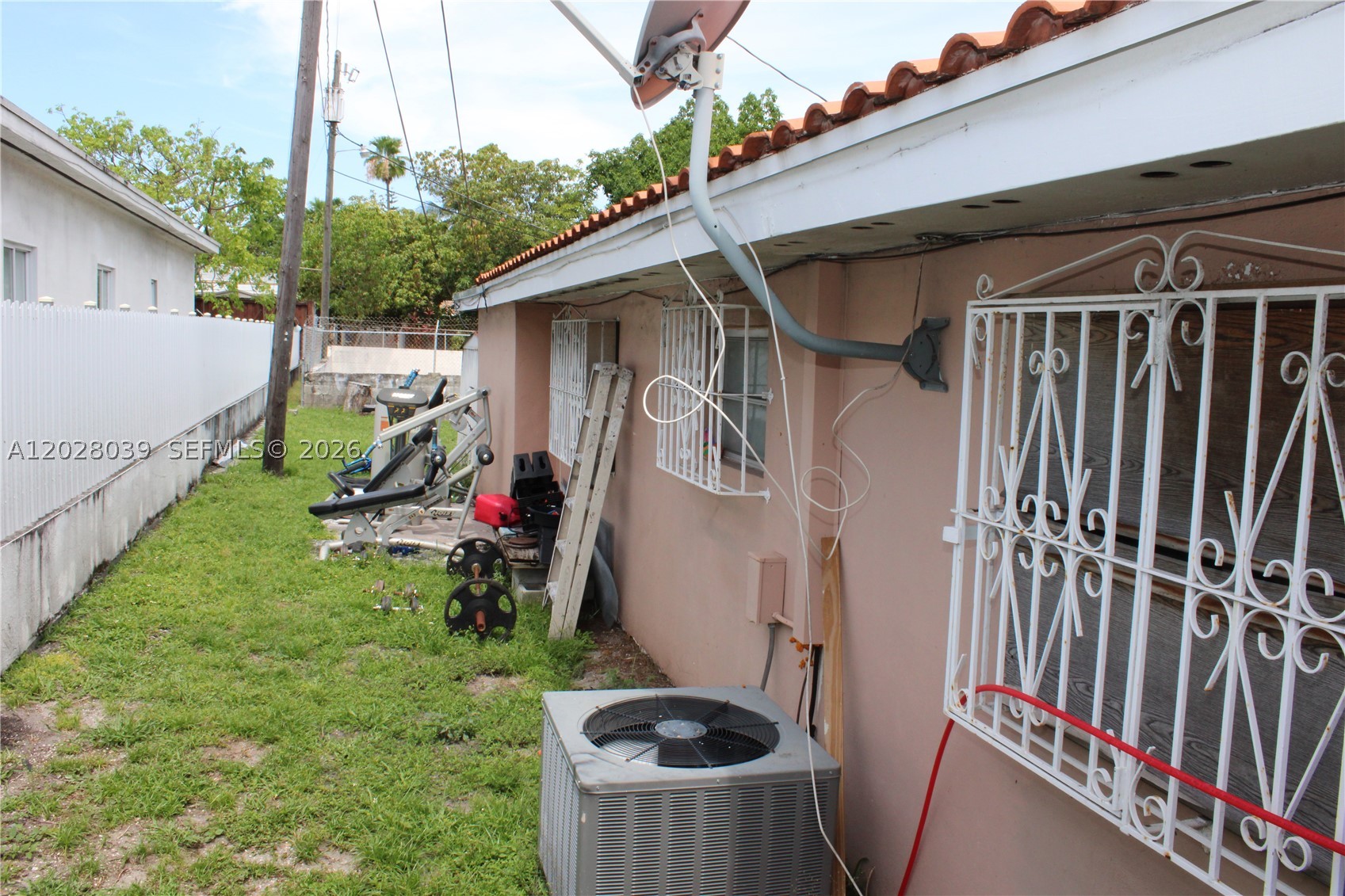 RIVERSIDE FARMS - Residential Income