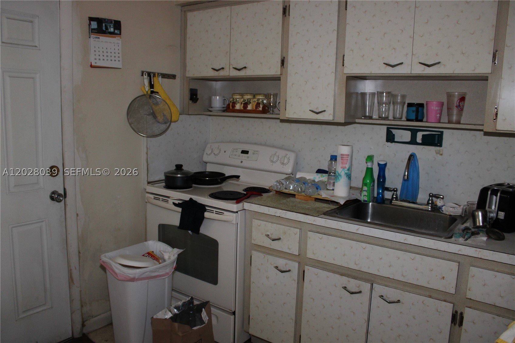 RIVERSIDE FARMS - Residential Income
