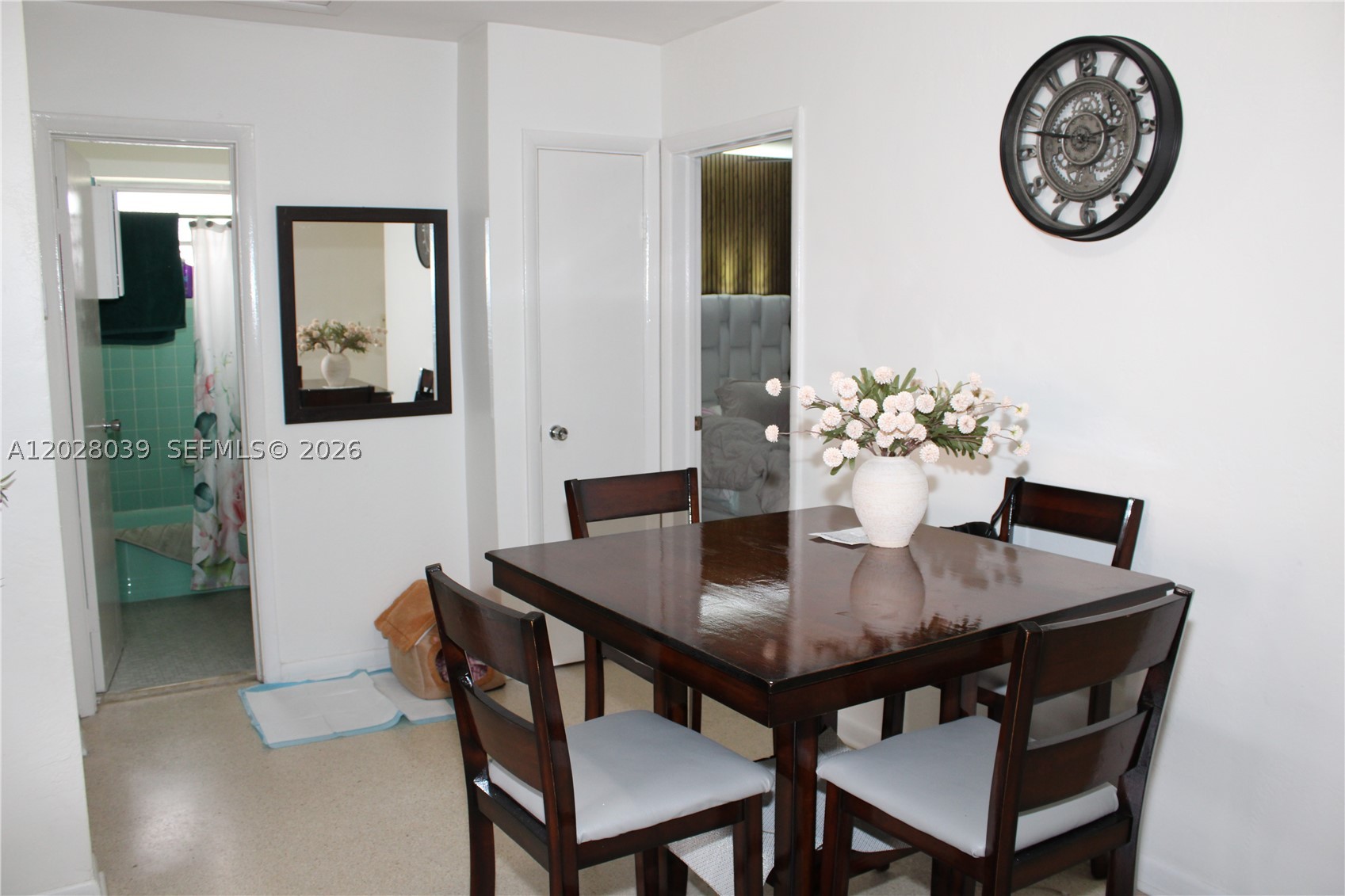 RIVERSIDE FARMS - Residential Income