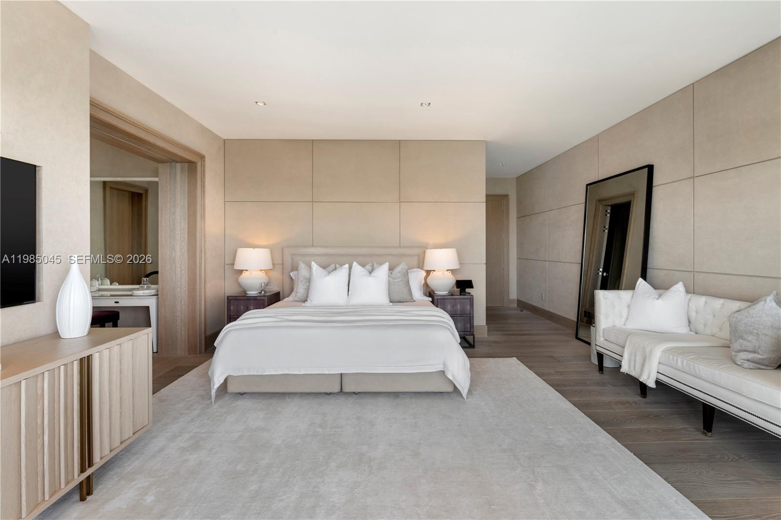 APOGEE CONDO - Residential