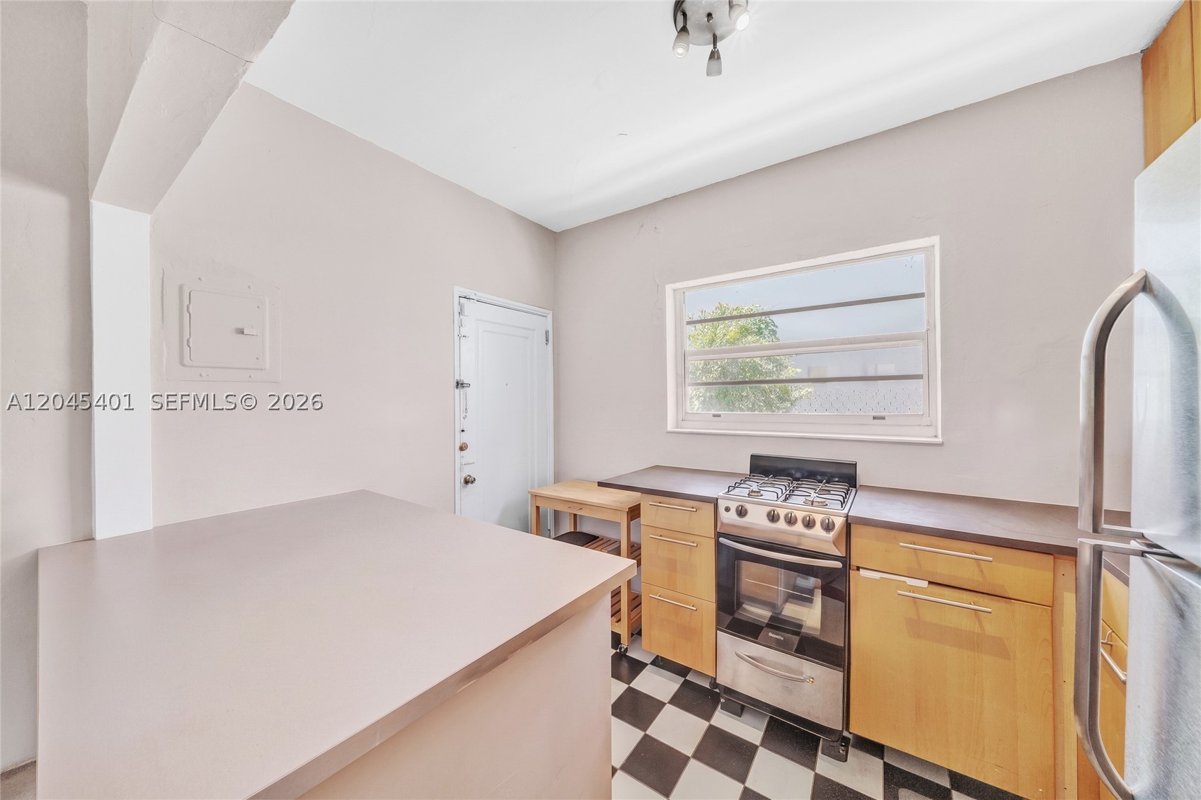MERIDIAN BEACH CONDO - Residential