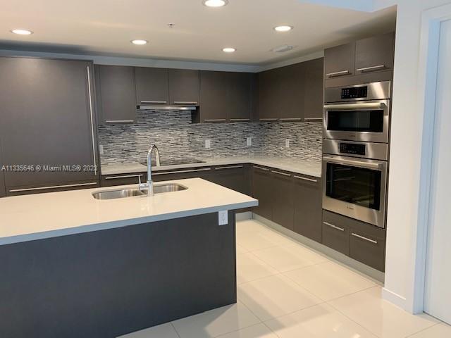 MIDTOWN DORAL - Residential Lease