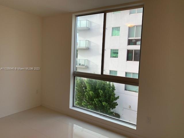 MIDTOWN DORAL - Residential Lease