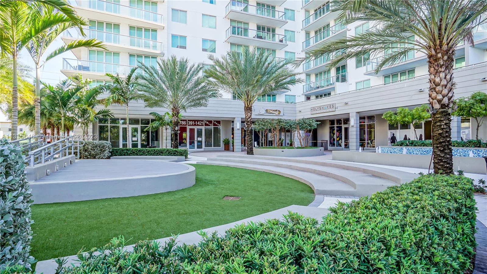 MIDTOWN DORAL - Residential Lease