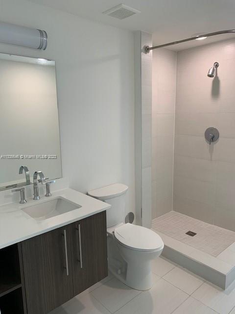 MIDTOWN DORAL - Residential Lease