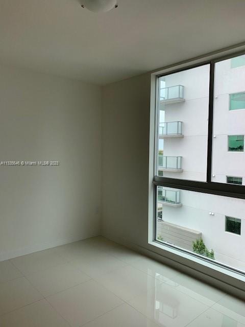 MIDTOWN DORAL - Residential Lease